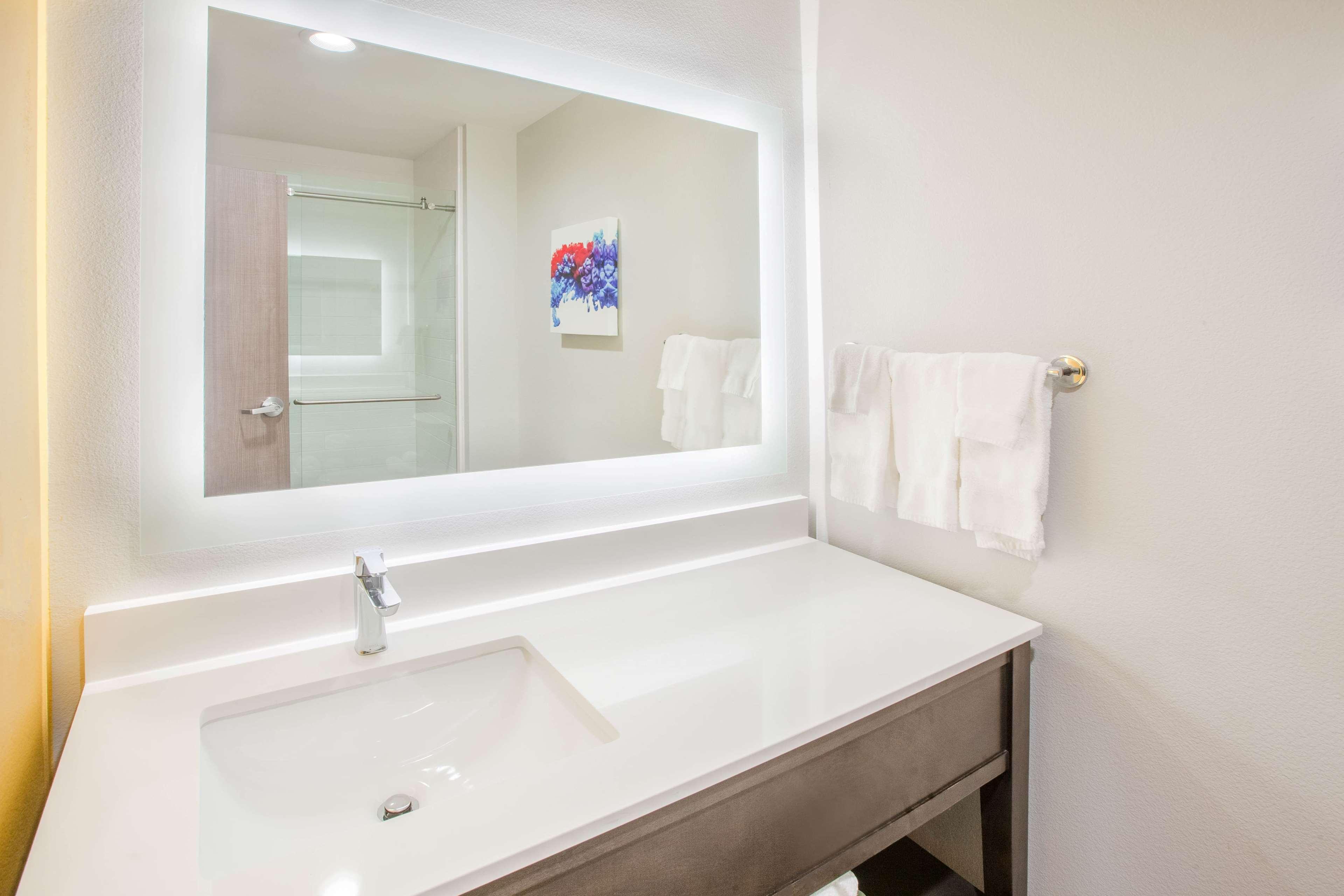 La Quinta By Wyndham Dallas דנקנוויל מראה חיצוני תמונה